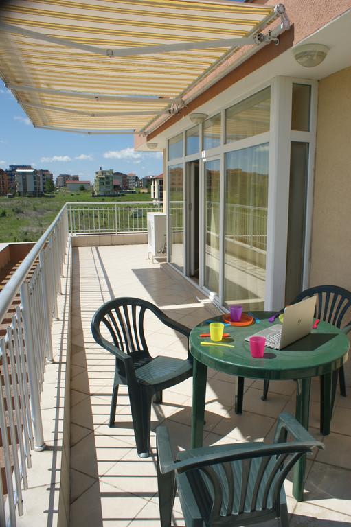 Pearl Sunshine Appartments Πριμόρσκο Δωμάτιο φωτογραφία